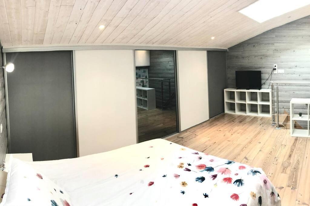 Apartamento Duplex Atypique 20' De Toulouse Leguevin Exterior foto